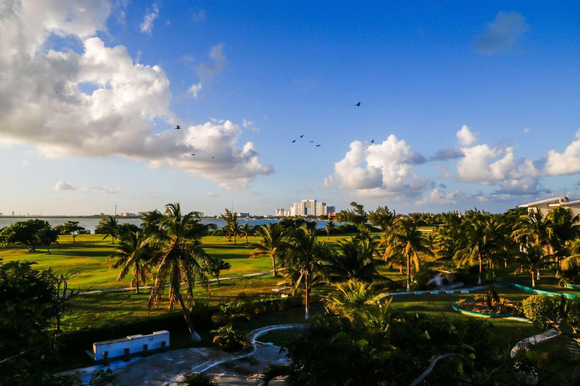 Hostel Natura Cancún Eksteriør bilde