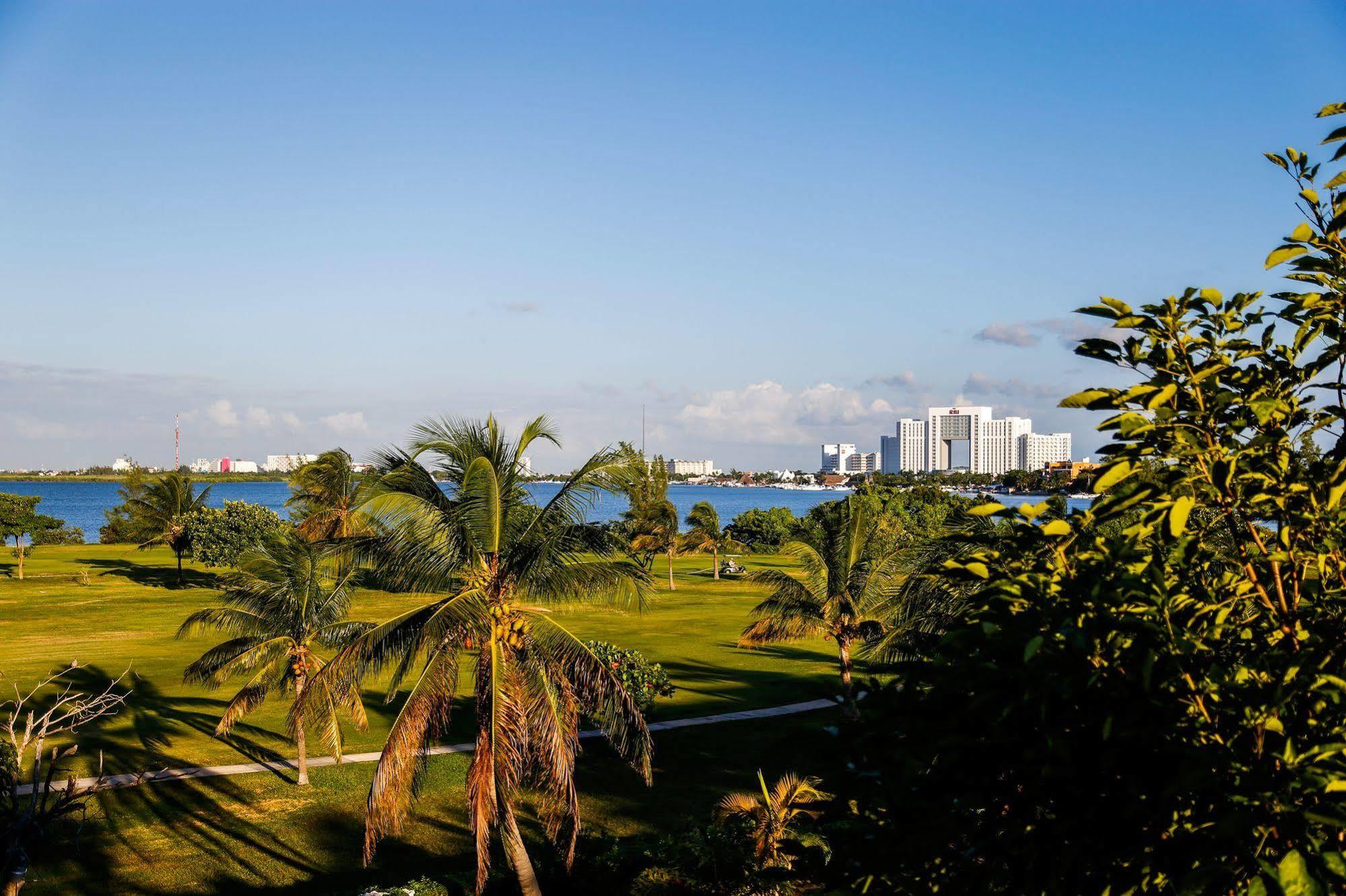 Hostel Natura Cancún Eksteriør bilde